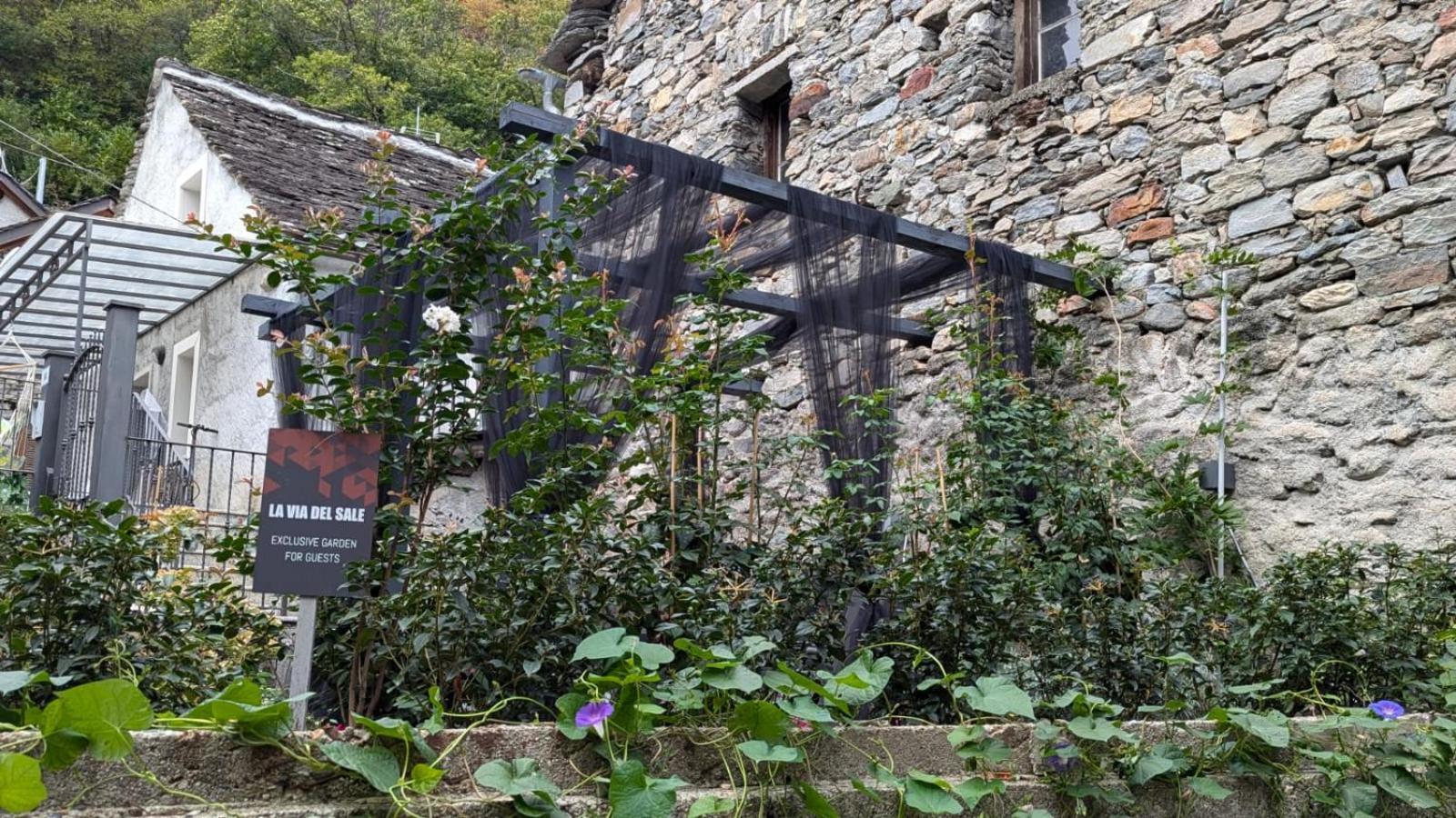 La Via Del Sale Accommodations Holidays Domodossola Exterior photo