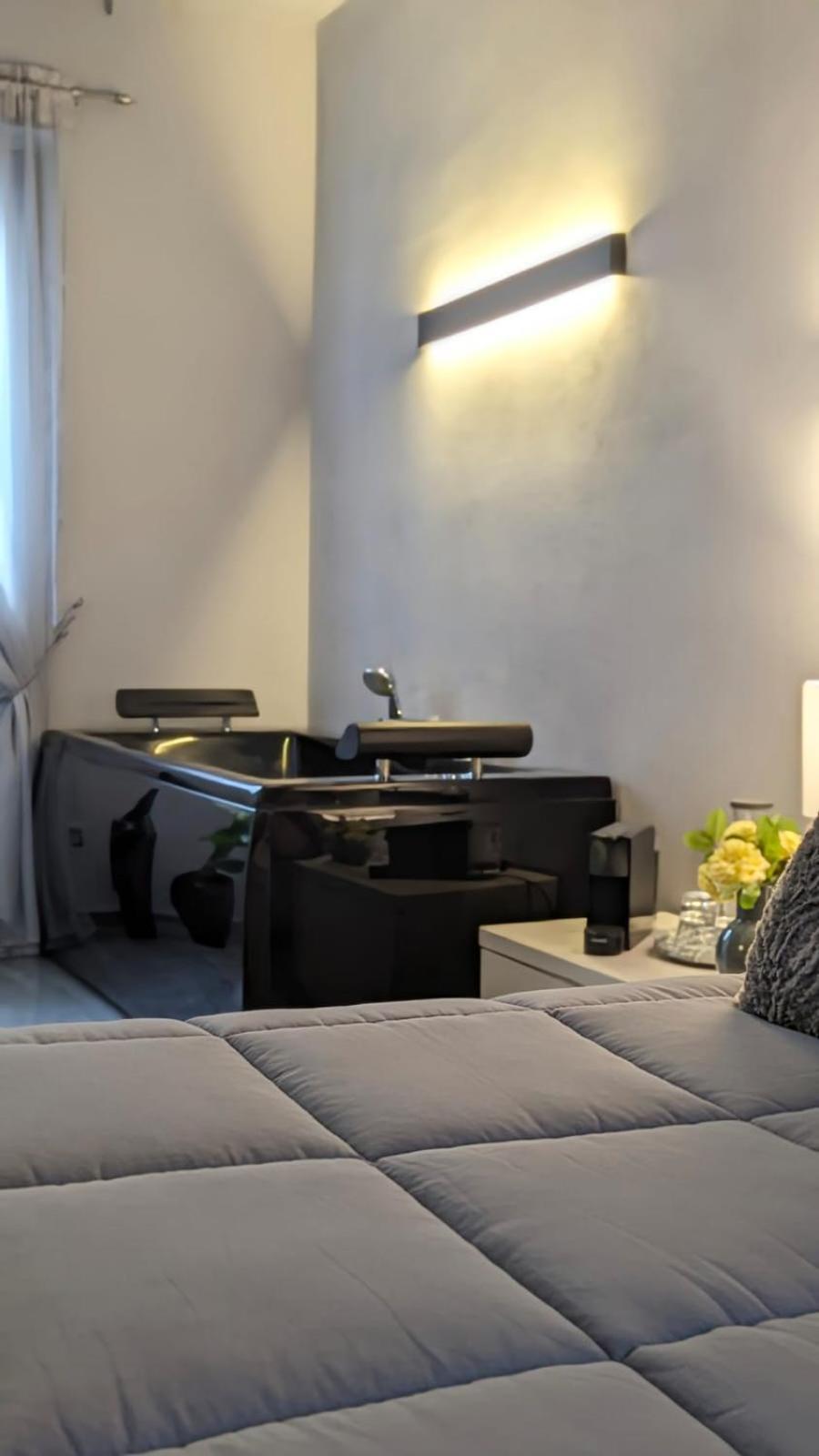 La Via Del Sale Accommodations Holidays Domodossola Exterior photo