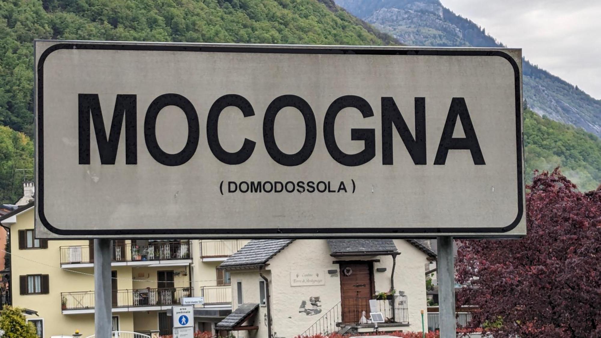 La Via Del Sale Accommodations Holidays Domodossola Exterior photo